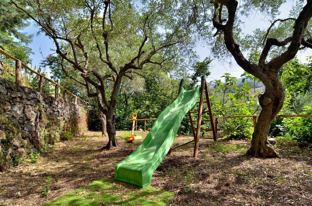 Agriturismo Etna-Mare Piedimonte Etneo Exterior foto